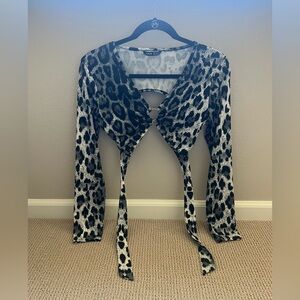 SHEIN LONG SLEEVE CROP TOP